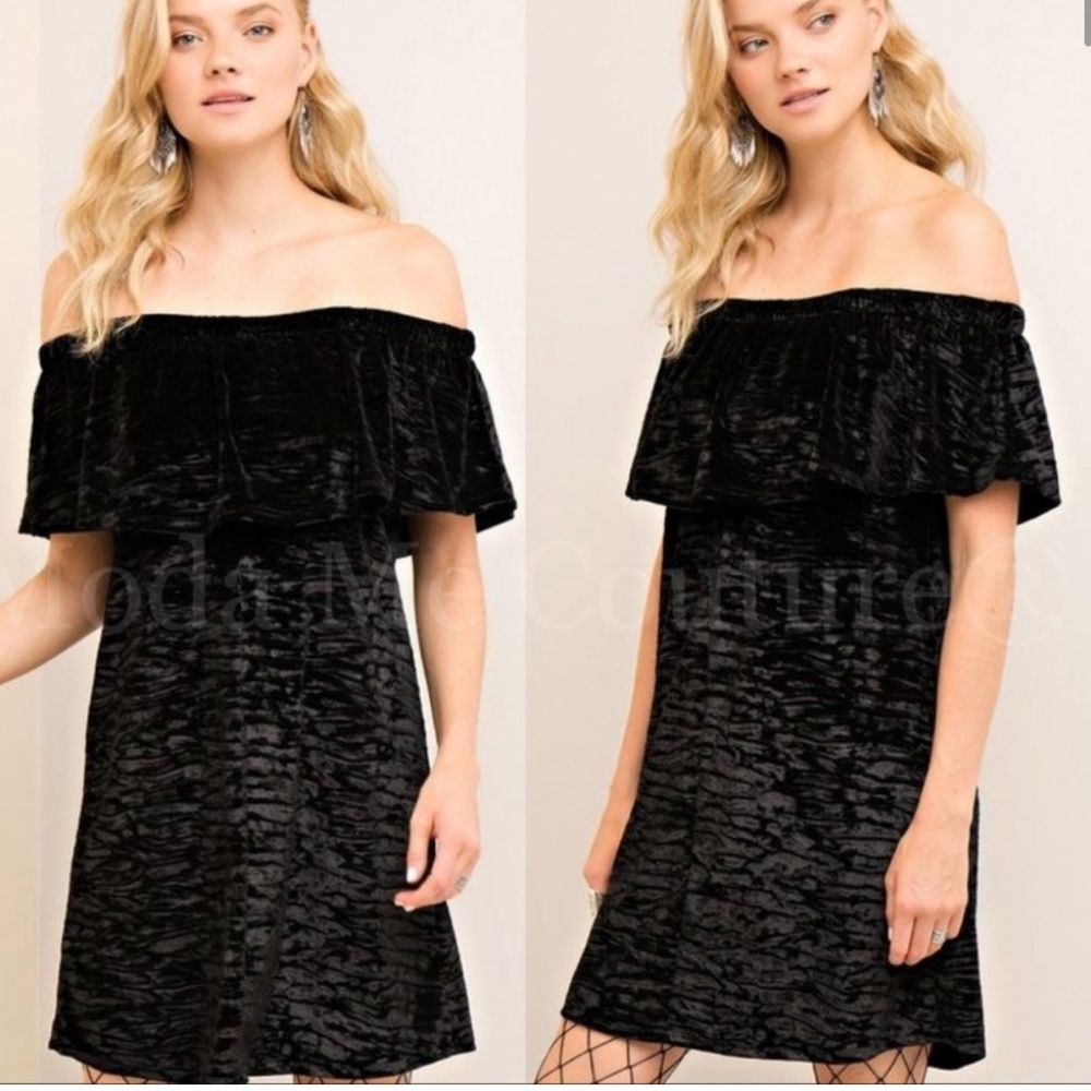 ENTRO Black Velvet Beauty Dress - Picture 2 of 7